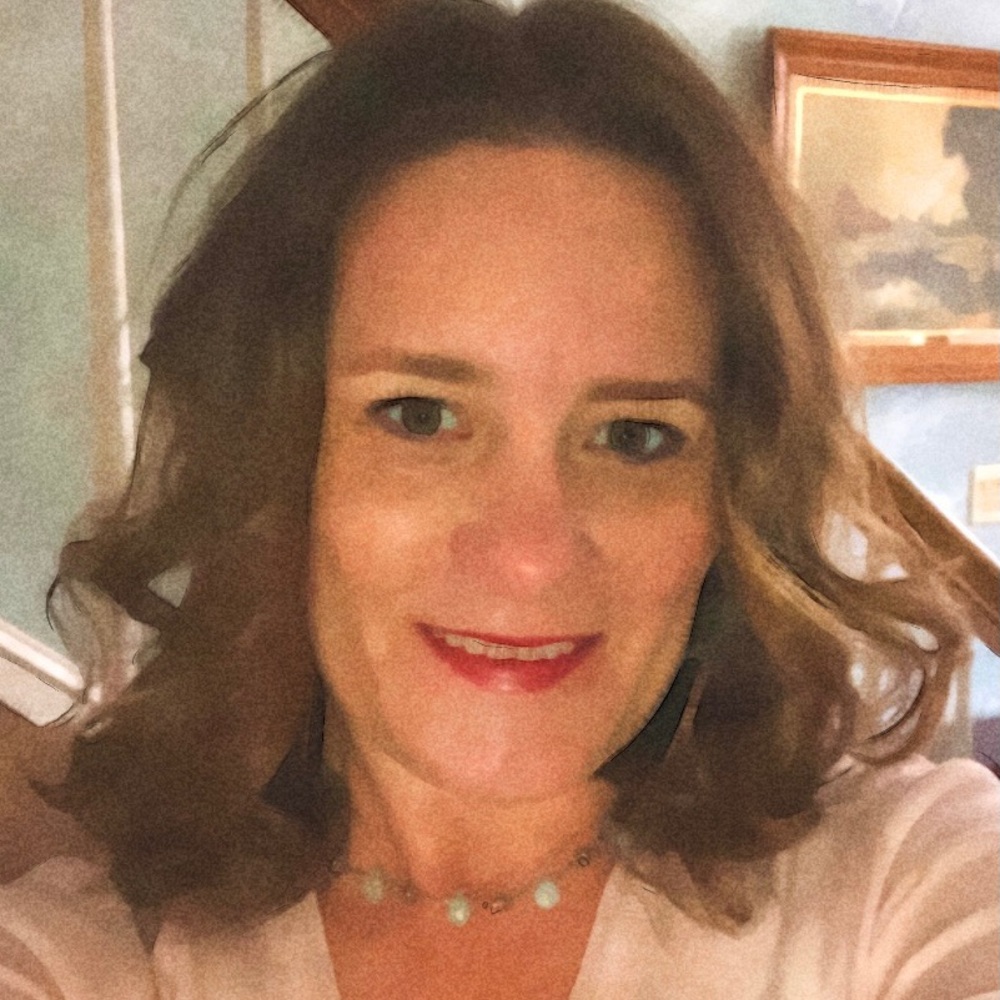 Meet your Posher, Cynthia